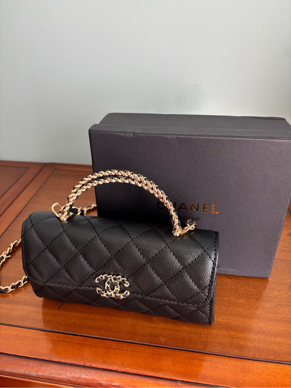 CHANEL  vip  GOW ..